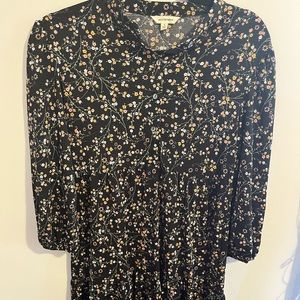 Super cute maxi long sleeve midi- maxi floral dress